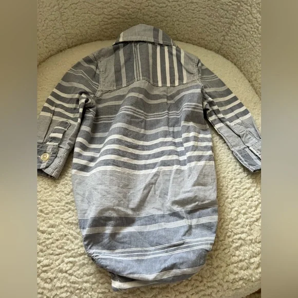 Oshkosh B’gosh infant onesie size 6 months - Picture 2 of 5